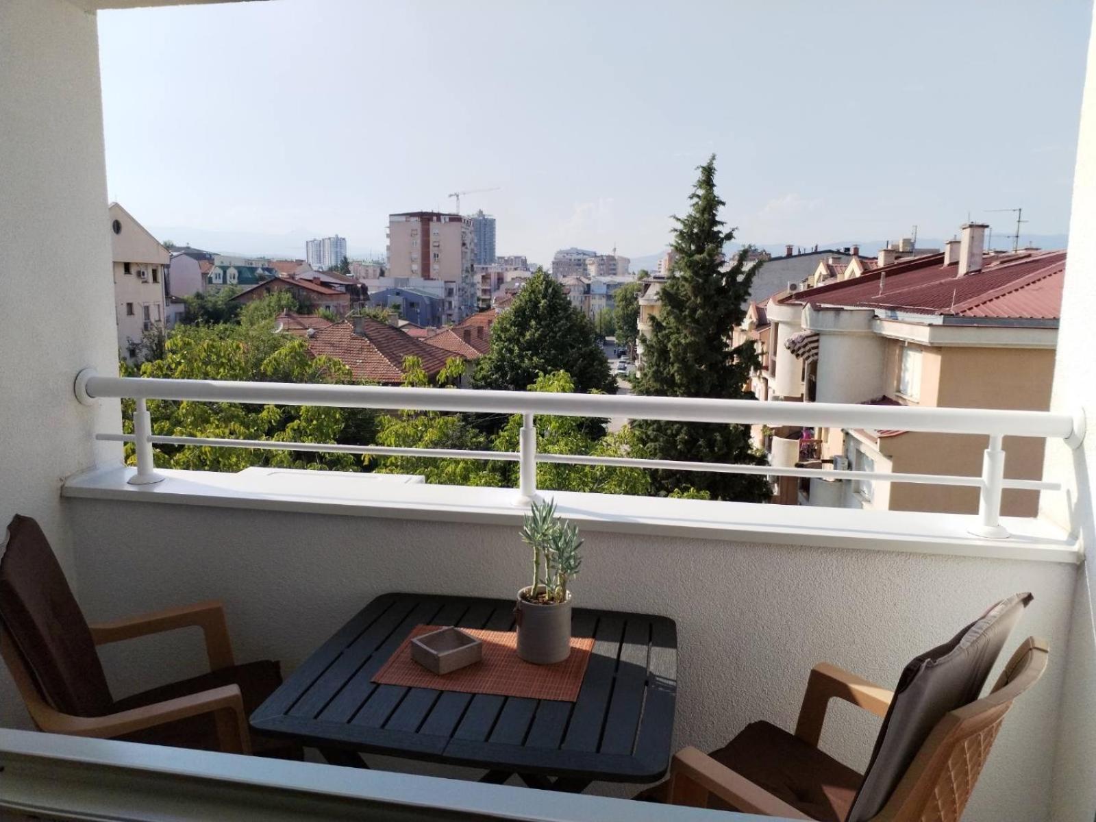 Maya Apartment Skopje Zewnętrze zdjęcie